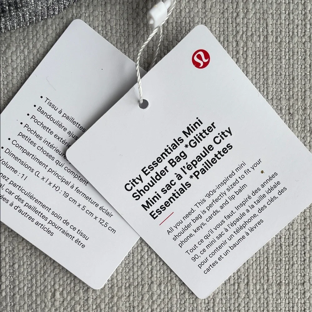 lululemon City Essentials Mini Shoulder Bag 1L Glitter - silver/gray - Picture 4 of 16